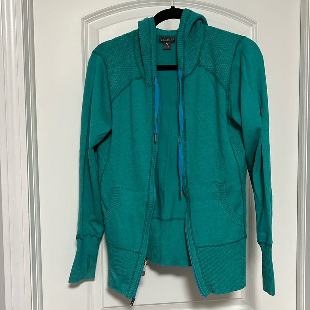 Eddie Bauer sweater hoodie. Size L.